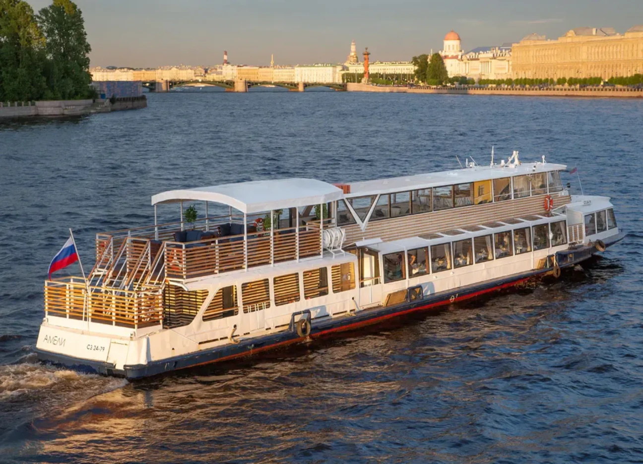 Теплоход «Амели»